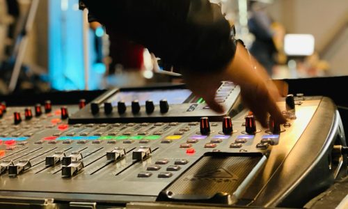 Fundamentos de Audio: Mejora el audio de tu iglesia.